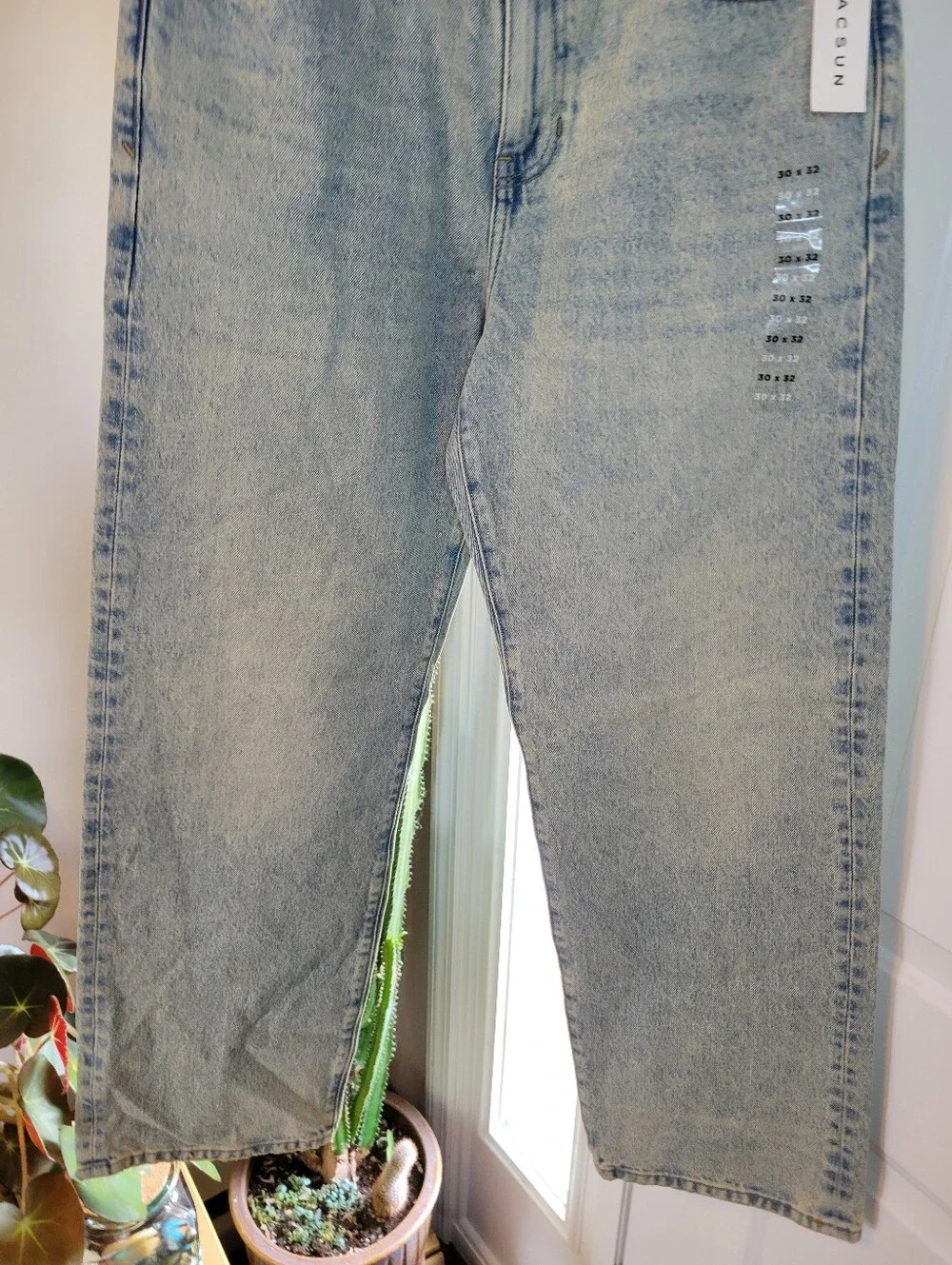 NWT Pacsun Mid Rise Wide Leg Baggy Fit Slight Acid Wash Jeans, Size Mens 30×32
